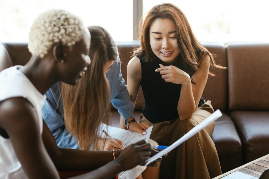 L'entrepreneuriat des femmes favorise t'il l'équilibre entre vie professionnelle et personnelle ? (image décorative)